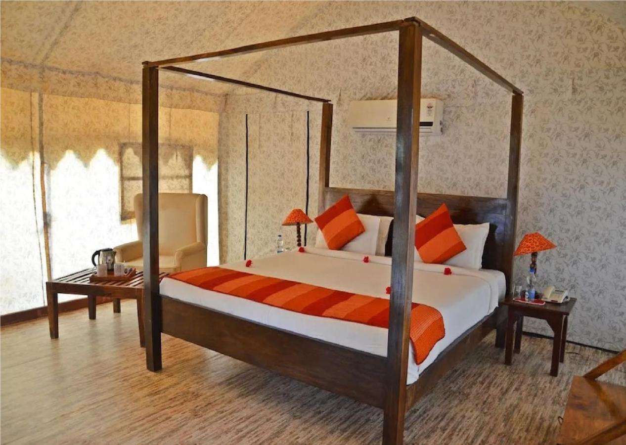 סוואי מדופור Sultan Bagh Resort By The Sky Imperial מראה חיצוני תמונה
