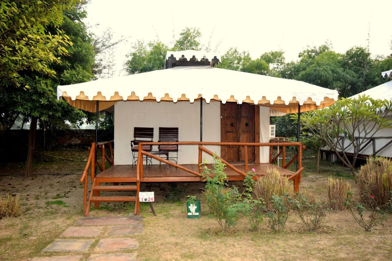 סוואי מדופור Sultan Bagh Resort By The Sky Imperial מראה חיצוני תמונה