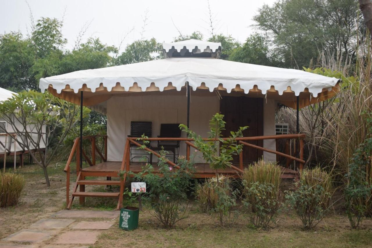 סוואי מדופור Sultan Bagh Resort By The Sky Imperial מראה חיצוני תמונה